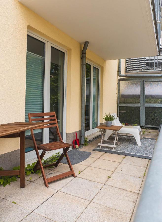 Ruhiges Mit Großem Balkon Und Stellplatz Apartment *